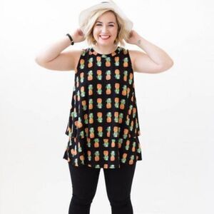 NWT Agnes & Dora Tiered Tunic Flowy Pina Colada Pineapple